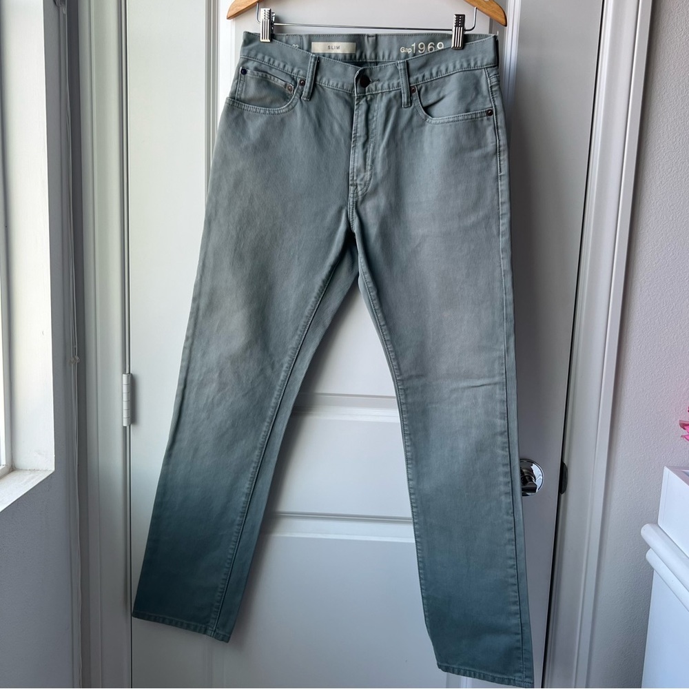 Gap 1969 Slim Fit Chinos Green